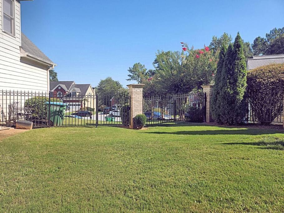 Villa 2,298Sqft-King Bed-Bbq-Gbps-W/D Snellville Exterior foto